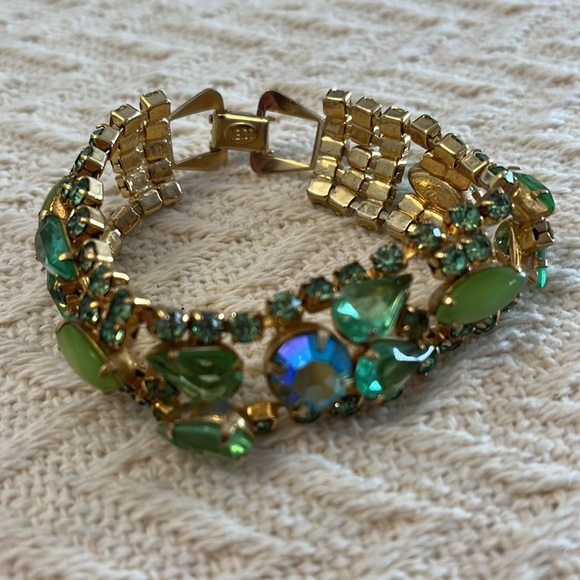 Vintage Weiss GREEN Rhinestone Bracelet GORGEOUS!!! 💚 - Picture 6 of 8